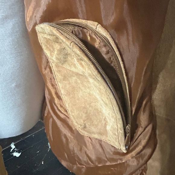 Vintage, Men's Brown Suede Trench style Coat - Picture 9 of 11